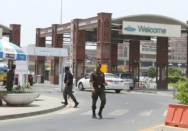 Gunmen kill 2 people at Lahore airport visitor lounge | iNFOnews.ca