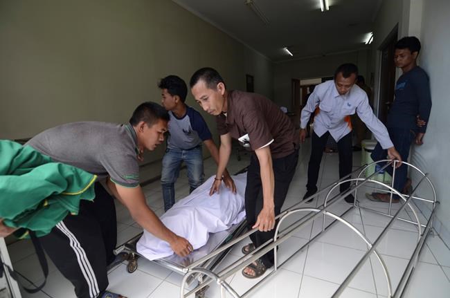 More than 80 dead from tainted liquor in Indonesia | iNFOnews.ca CP1893945826