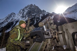Canadian military wages never-ending battle against enemy avalanches in B.C. | iNFOnews.ca CP32215060