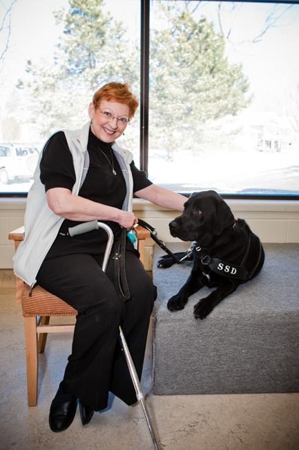 Disabled Canadians struggle to be paired with service animals amid pandemic | iNFOnews.ca