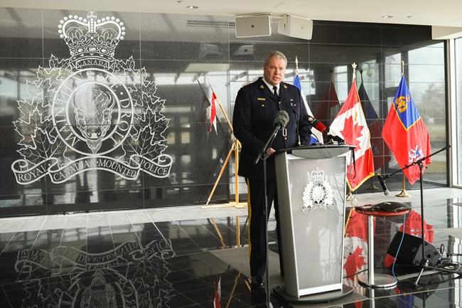 N.S. Mountie faces questions over redacted warrants in mass killing case | iNFOnews.ca