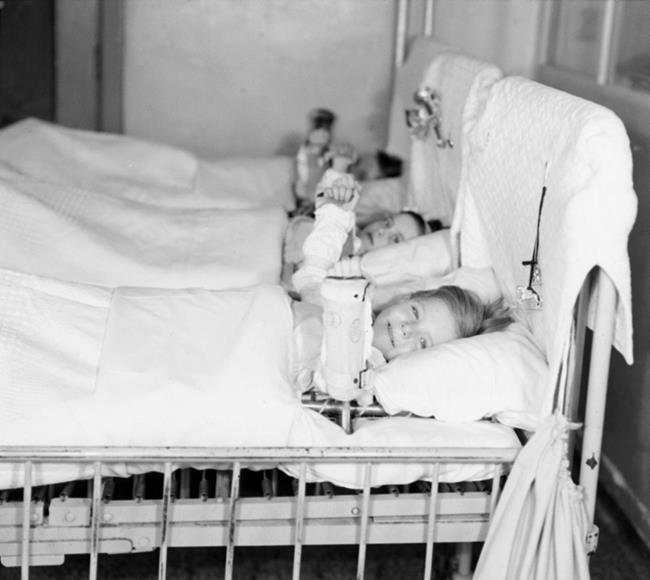 Survivors who missed out on polio vaccine hope for breakthrough against COVID-19 | iNFOnews.ca