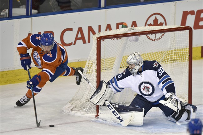 Talbot stops 44 shots, Purcell scores two as Oilers win seventh straight at home | iNFOnews.ca CP35772143