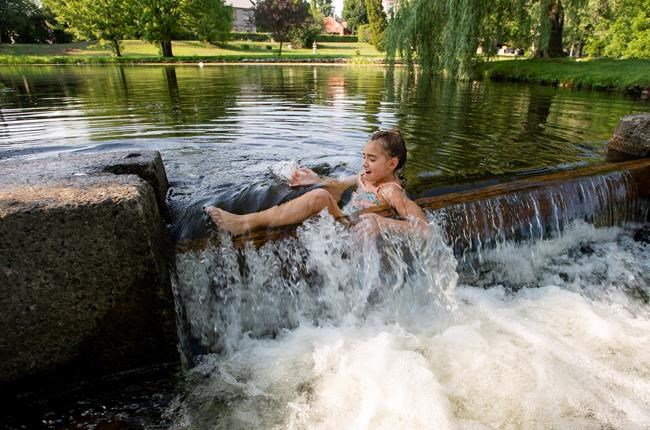 'Relentless' heat, humidity breaking weather records in Atlantic Canada | iNFOnews.ca