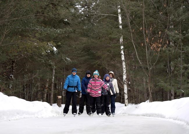 Patinage en foret outside Ottawa offers a picturesque skate through a forest | iNFOnews.ca