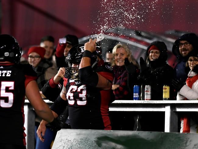CFL alters celebration rule after Gott beer chug, prohibiting alcohol, drugs | iNFOnews.ca CP1773277053