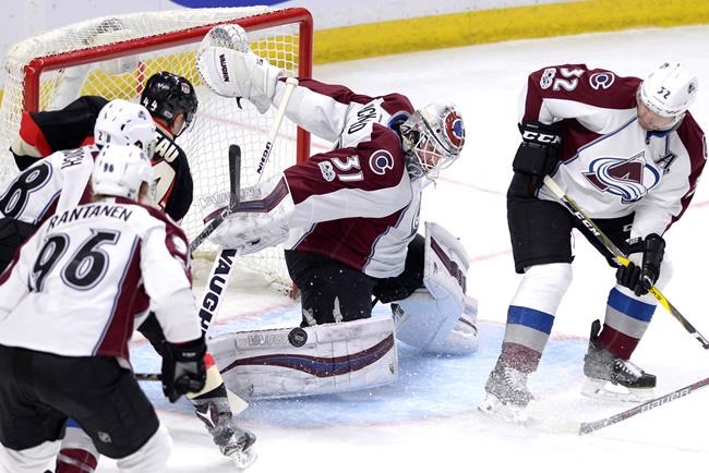 Alex Burrows scores twice in Senators debut; Ottawa beats Avalanche 2-1 | iNFOnews.ca CP597470054