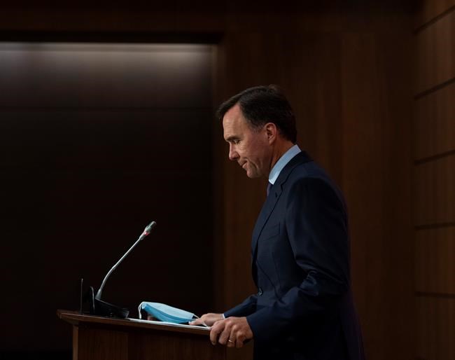 Bill Morneau leaves cabinet, federal politics, as suddenly as he arrived | iNFOnews.ca CP318979136