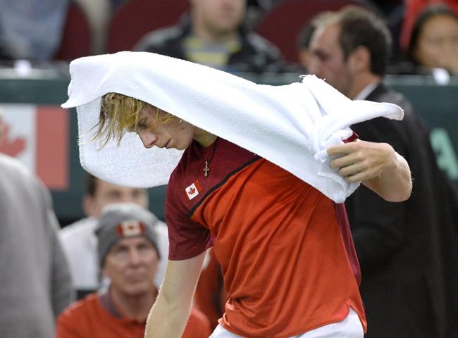 Shapovalov fined US$7,000 for launching ball that hit umpire in the face | iNFOnews.ca Shapovalov fined US$7,000 for launching ball that hit umpire in the face | iNFOnews.ca