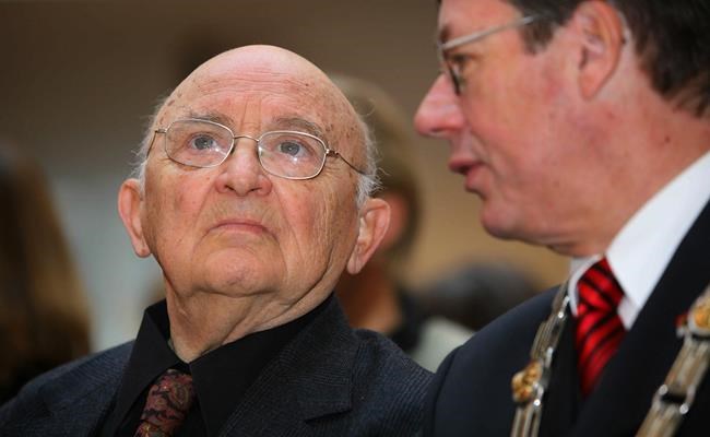 Israeli novelist, WWII survivor Aharon Appelfeld dies at 85 | iNFOnews.ca Israeli novelist, WWII survivor Aharon Appelfeld dies at 85 | iNFOnews.ca