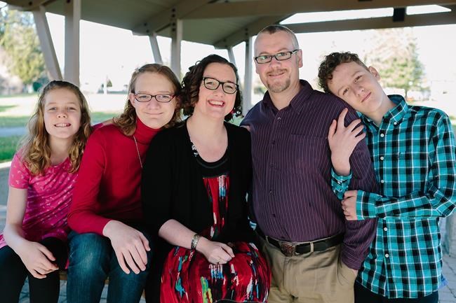 B.C. parents calling for remote learning options, fear kids will lose spots | iNFOnews.ca