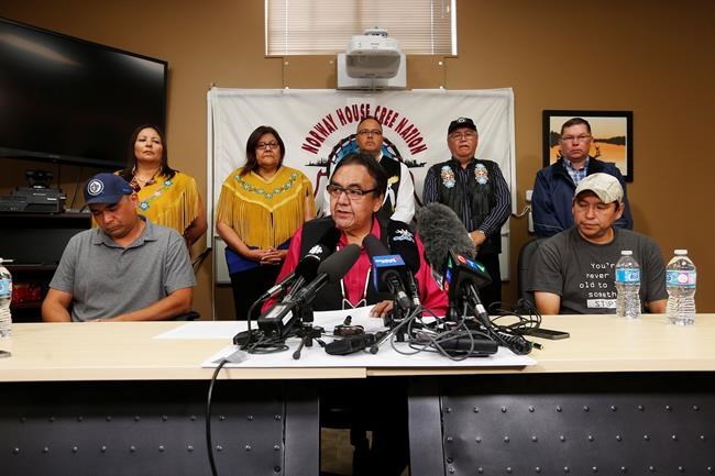 'Lot of questions:' Free DNA tests offered after Manitoba men switched at birth | iNFOnews.ca CP1793209009