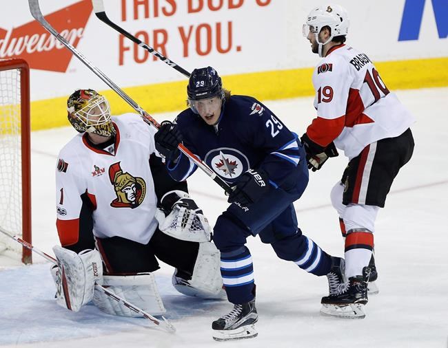 Slumping Senators drop fourth game in a row, fall 4-2 to Winnipeg | iNFOnews.ca CP2119899655
