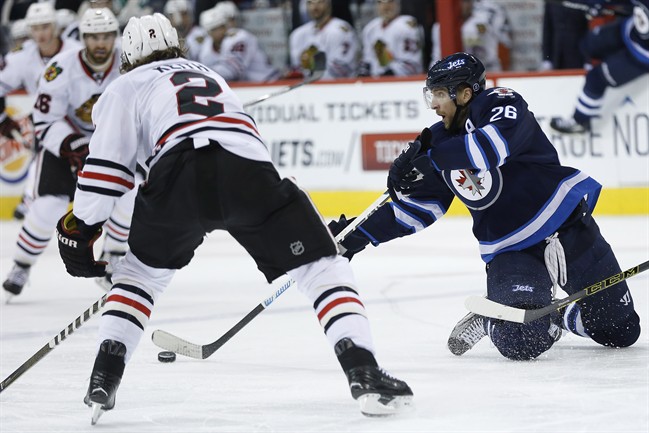 Scott Darling makes 28 saves, Blackhawks beat Jets to snap four-game slide | iNFOnews.ca CP36795889