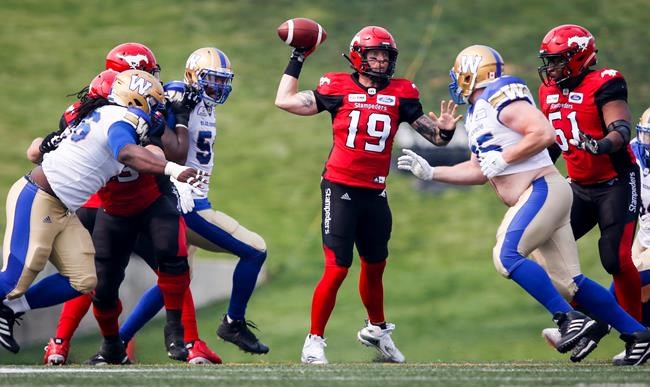 Mitchell, Jorden, Davis honoured as Stampeders sweep CFL weekly awards | iNFOnews.ca
