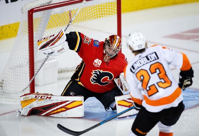 Michael Frolik gets goal in 800th NHL game, Flames down Flyers 3-1 | iNFOnews.ca