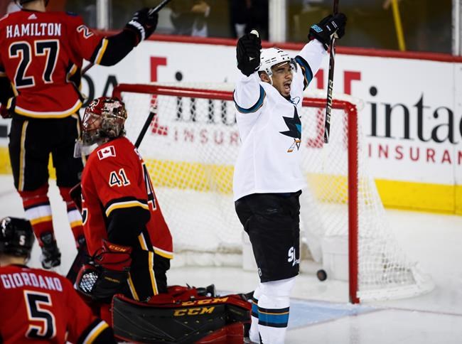 Evander Kane has four-goal night to lead Sharks to 7-4 win over Flames | iNFOnews.ca CP2119211304