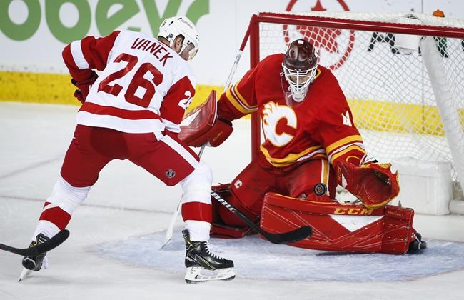 Sam Bennett scores twice, Flames beat Red Wings 6-4 | iNFOnews.ca