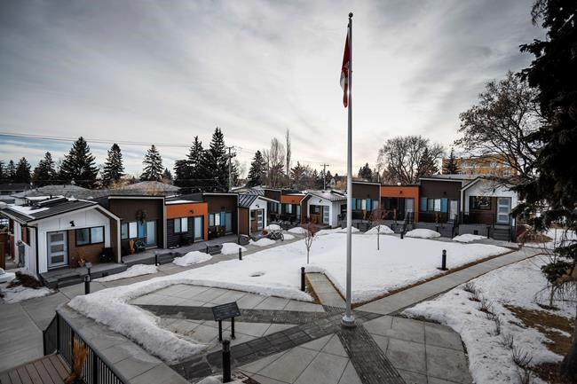 'A roof over my head:' Tiny homes provide hope for homeless military veterans | iNFOnews.ca 'A roof over my head:' Tiny homes provide hope for homeless military veterans | iNFOnews.ca