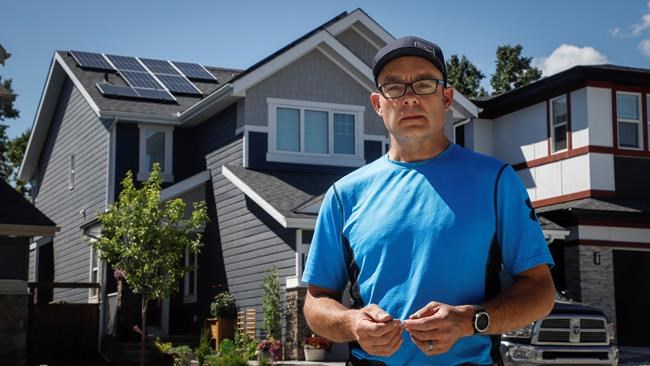 Lower panel prices boost interest in home solar power but true cost is complex | iNFOnews.ca