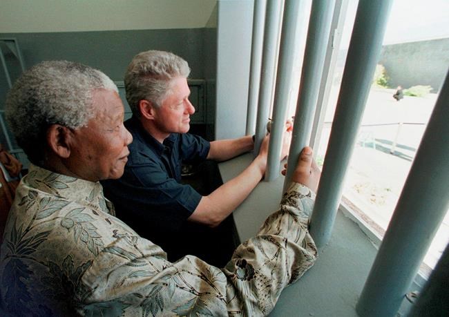 Group apologizes for auctioning a night in Mandela's cell | iNFOnews.ca CP1700608299