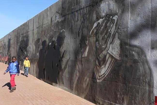 40 years after students sparked apartheid's end, a new anger | iNFOnews.ca