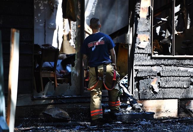 Overnight apartment fire claims two lives, injures 12 in North Vancouver | iNFOnews.ca
