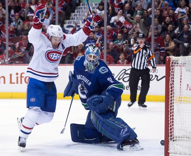 Goaltending, structure under the microscope as Canucks continue to leak goals | iNFOnews.ca