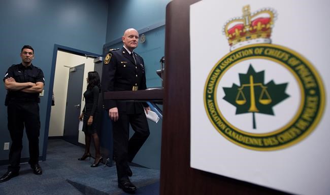 Pot shop raids "highly unlikely" on Wednesday: head of police chiefs | iNFOnews.ca CP183633086