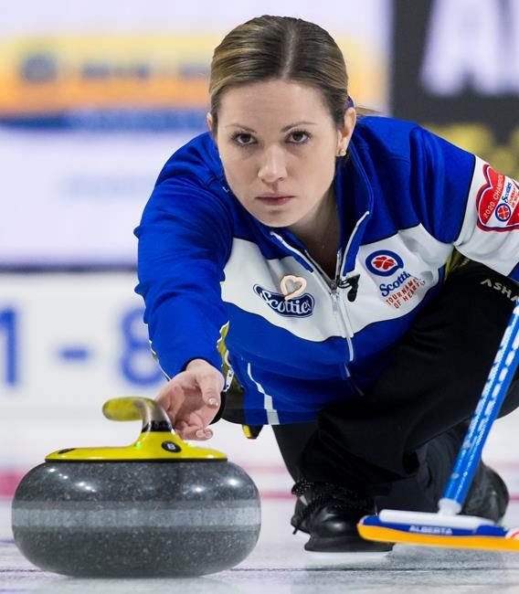 Alberta skip Laura Walker's change of heart gets her to first Hearts | iNFOnews.ca