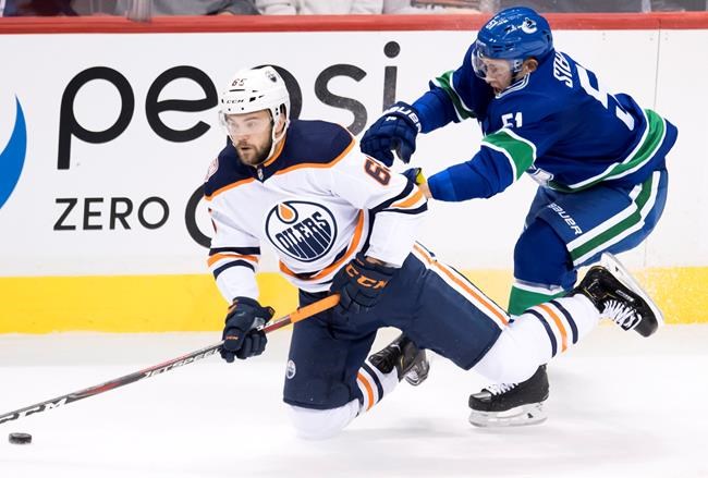 Ty Rattie scores twice as Oilers down Canucks 4-2 in pre-season play | iNFOnews.ca