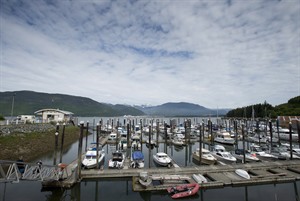 B.C. waits for federal decision on Northern Gateway pipeline proposal | iNFOnews.ca CP28794115