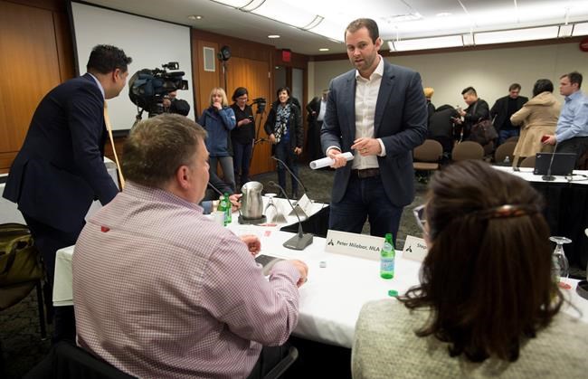 B.C. taxi group urges province to take slow and cautious route on ride share | iNFOnews.ca B.C. taxi group urges province to take slow and cautious route on ride share | iNFOnews.ca