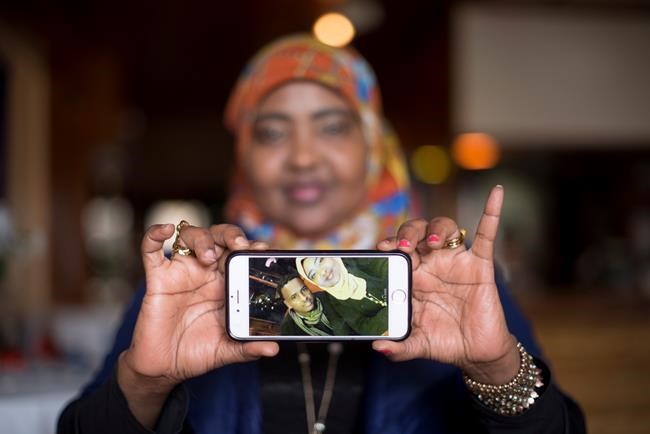 'I wouldn't have let him go': Minneapolis woman shocked friend walked to Canada | iNFOnews.ca