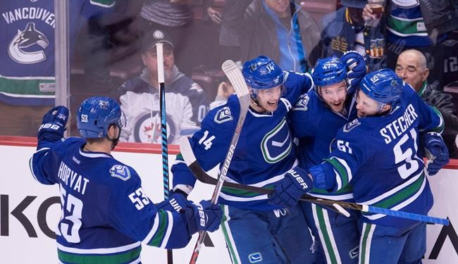 Jannik Hansen scores twice as Vancouver Canucks down Winnipeg Jets 4-1 | iNFOnews.ca Jannik Hansen scores twice as Vancouver Canucks down Winnipeg Jets 4-1 | iNFOnews.ca