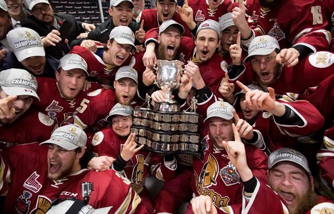 Small New Brunswick city celebrates Canadian major junior hockey championship | iNFOnews.ca CP1182073009