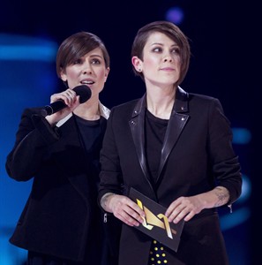 Tegan and Sara win single of the year for propulsive hit 'Closer' | iNFOnews.ca Tegan and Sara win single of the year for propulsive hit 'Closer' | iNFOnews.ca