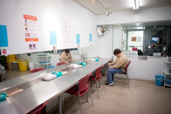 Client says many would be dead without medical heroin at Vancouver clinic | iNFOnews.ca