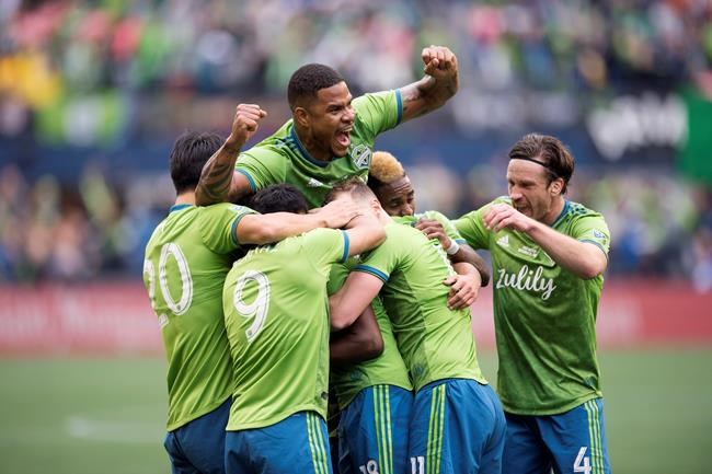 Toronto FC soured by non-call in 3-1 MLS Cup final loss to the Seattle Sounders | iNFOnews.ca CP1886369843