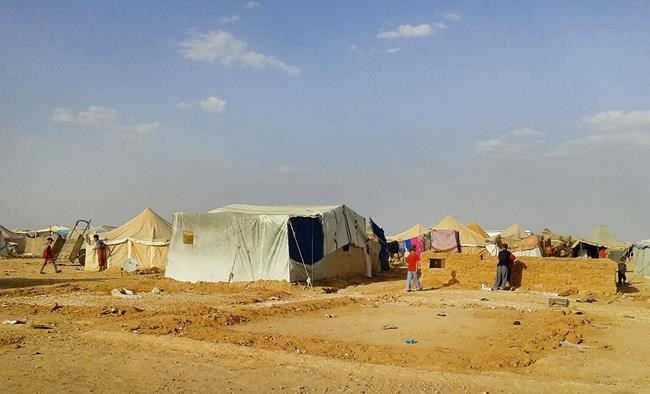 Water reaches Syrian refugees after Jordan border closure | iNFOnews.ca Water reaches Syrian refugees after Jordan border closure | iNFOnews.ca