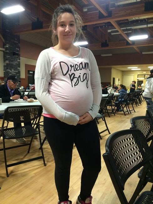 Young woman forced out of Fort McMurray by wildfires to give birth Monday | iNFOnews.ca