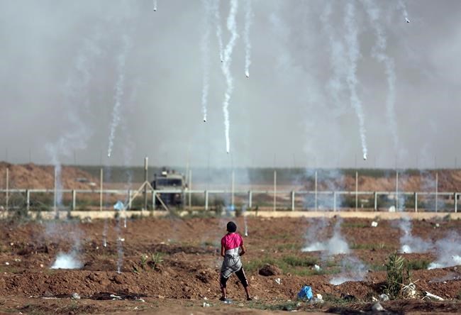 Gaza officials: 86 hurt by Israeli fire in border protest | iNFOnews.ca