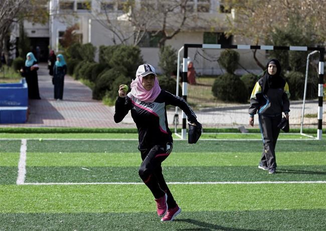 Palestinian women try to bring baseball to Gaza | iNFOnews.ca Palestinian women try to bring baseball to Gaza | iNFOnews.ca