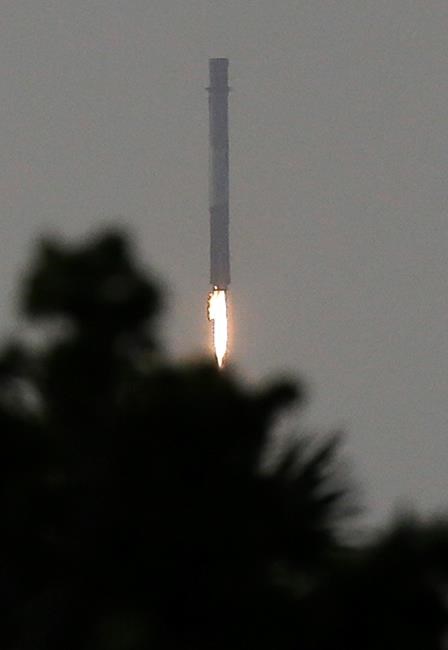 SpaceX launches top-secret spy satellite for US government | iNFOnews.ca SpaceX launches top-secret spy satellite for US government | iNFOnews.ca