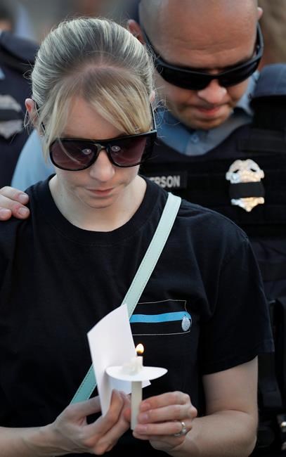 Prosecutor charges man in Kansas police officer's death | iNFOnews.ca