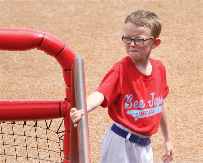 1962 autographed World Series baseball raises $30K for memorial statue honouring Kansas batboy | iNFOnews.ca CP34661566