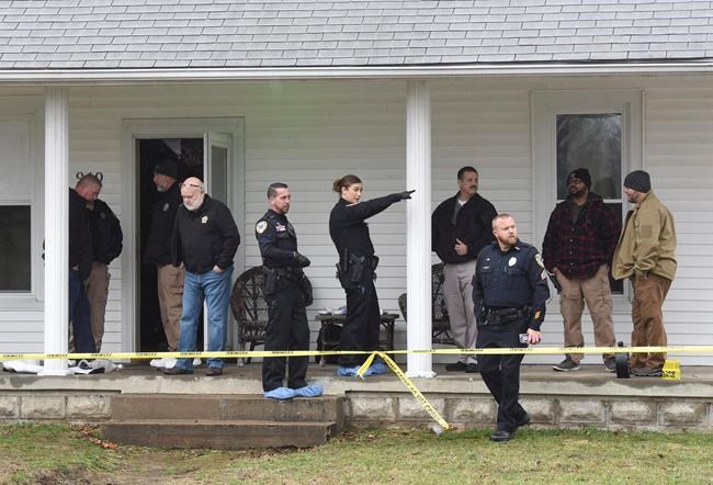 Police make 2 arrests in triple slaying in Kentucky | iNFOnews.ca