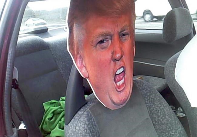 Driver uses cardboard Trump head in carpool lane | iNFOnews.ca Driver uses cardboard Trump head in carpool lane | iNFOnews.ca