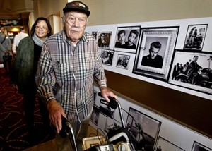 Phil Stern, photographer who captured wartime and Hollywood, dies in California at 95 | iNFOnews.ca CP31124290