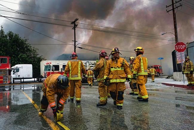 The Latest: Magnesium fire in Los Angeles suburb still burns | iNFOnews.ca The Latest: Magnesium fire in Los Angeles suburb still burns | iNFOnews.ca